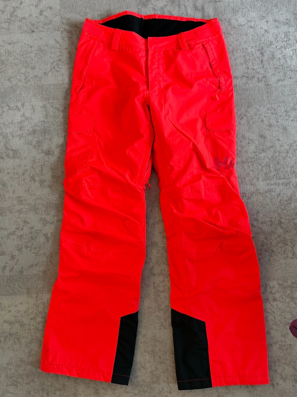 Helly Hansen - women’s - ski snowboard pants - large - bright coral